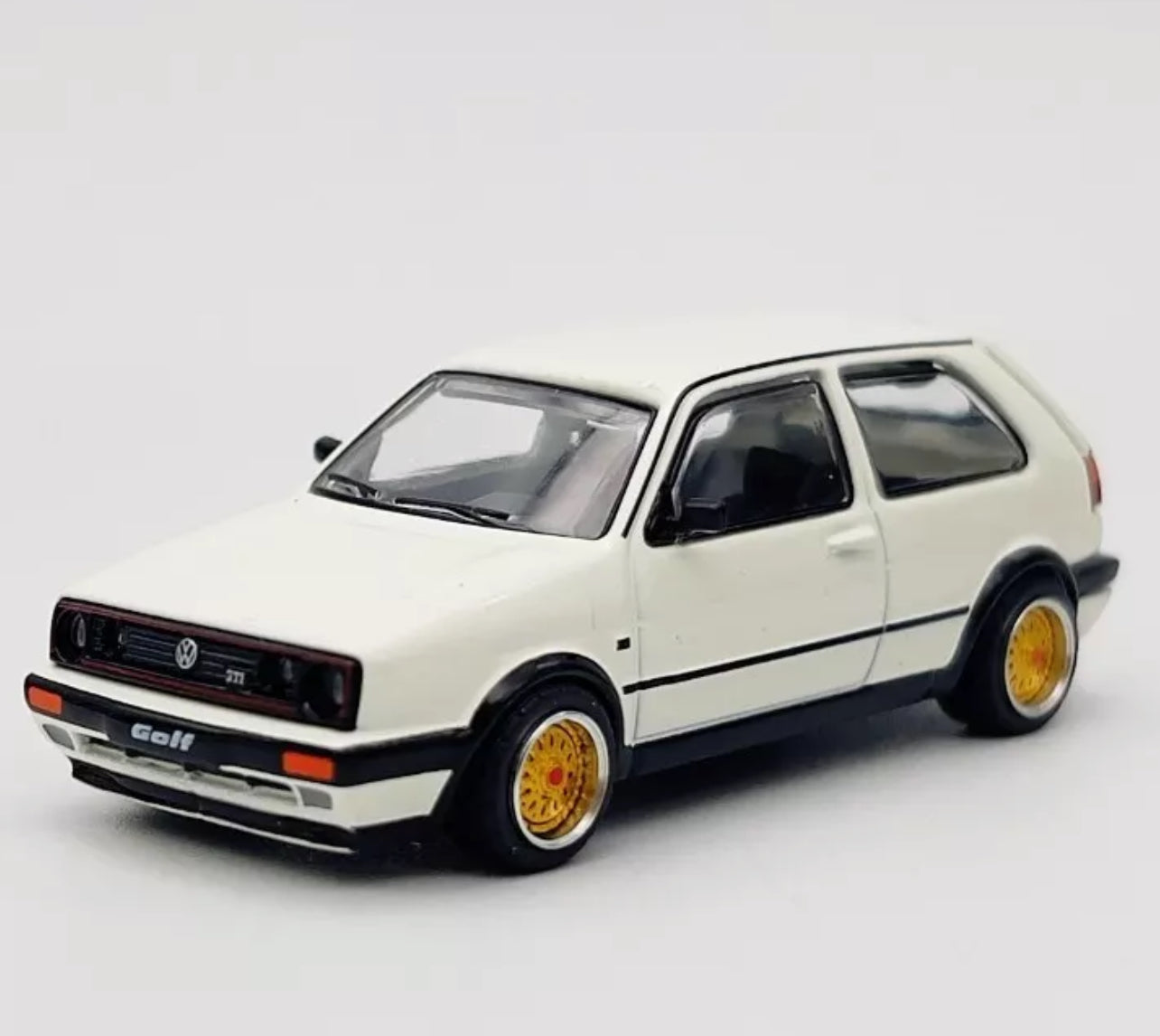 Pop Race 1:64 Volkswagen Golf GTI MK2 White PR64-71