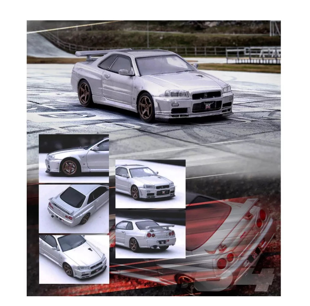 INNO64 1/64 Die-cast NISSAN SKYLINE GT-R (R34) V-Spec II Silver (in hand)