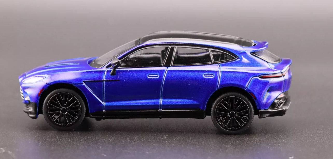 Pop Race Aston Martin DBX 707 Blue 1/64